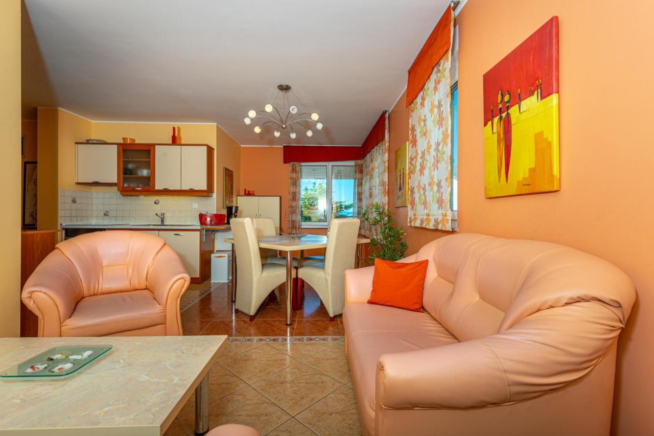 Apartman Rima 德拉马利 外观 照片