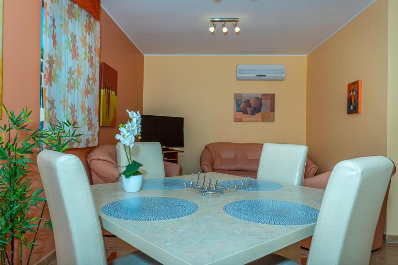 Apartman Rima 德拉马利 外观 照片