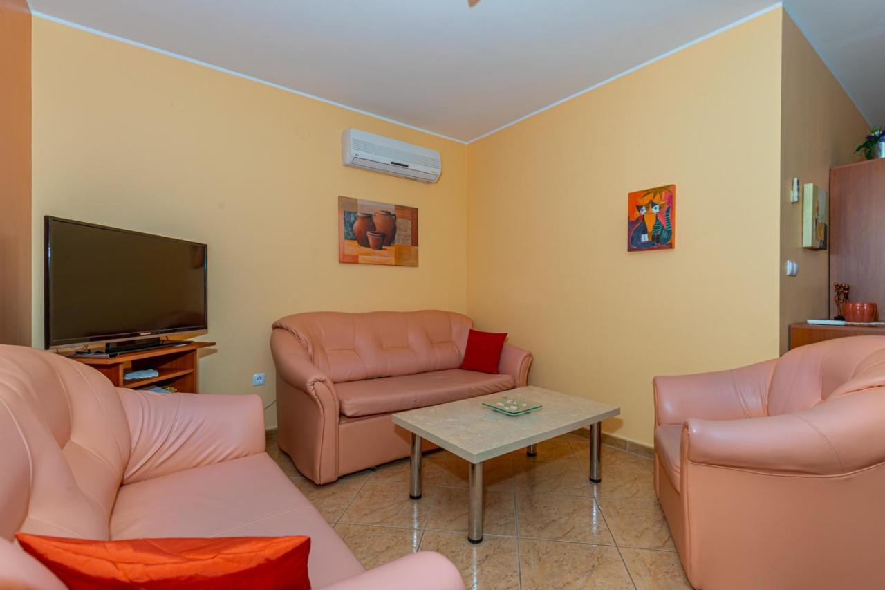 Apartman Rima 德拉马利 外观 照片